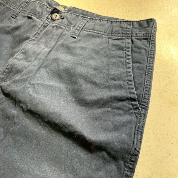 Old Navy men’s shorts size 36 - Picture 4 of 5